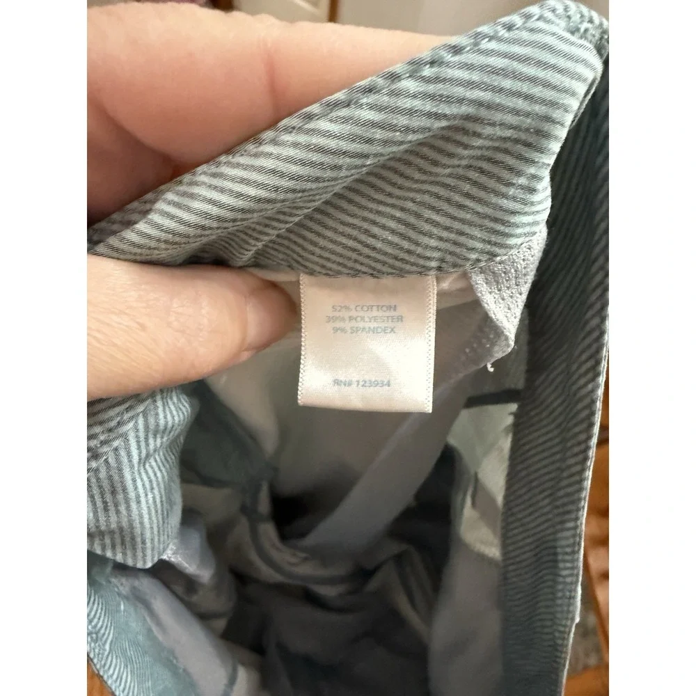 Southern Tide Men's 36 T3 Golf Shorts Blue Stripe  Flat Front Stretch 9